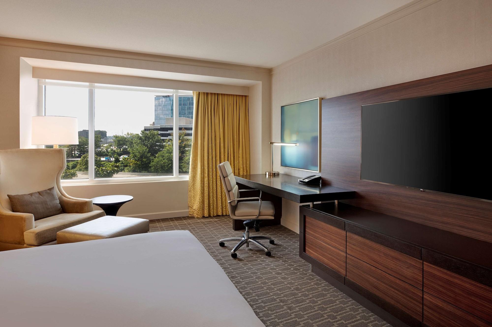 Hilton Mclean Tysons Corner Hotel Kültér fotó
